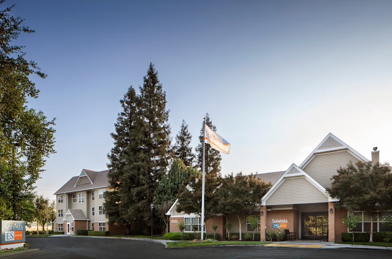 Sonesta ES Suites Fresno in Fresno, California, United States