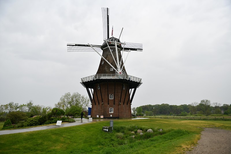South Cliff Inn in St Joseph, MI, United States