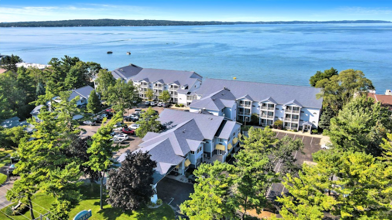 Sugar Beach Resort Hotel in Traverse City, Michigan, United States