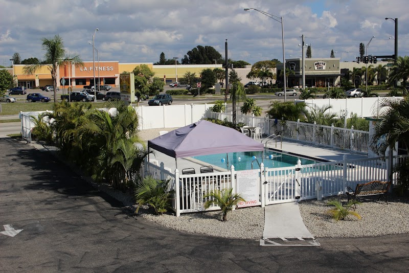Sunshine Motel in Venice, Florida, United States