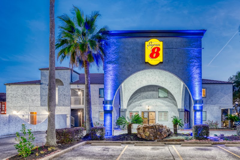 Super 8 by Wyndham Houston/NASA/Webster Area in Webster, Texas, United States