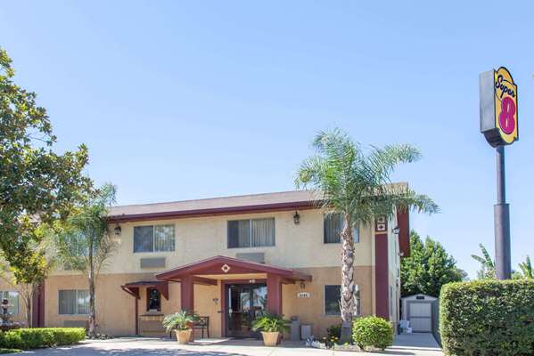 Super 8 by Wyndham Selma in Selma, Texas, United States