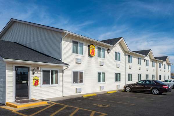 Super 8 by Wyndham Sheridan in Sheridan, Wyoming, United States