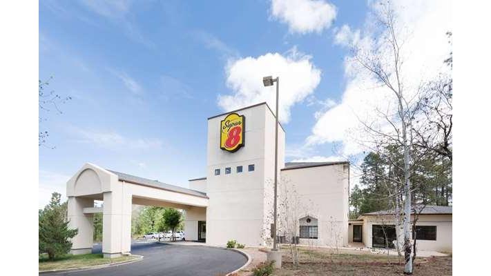 Super 8 by Wyndham Show Low in Show Low, Arizona, United States