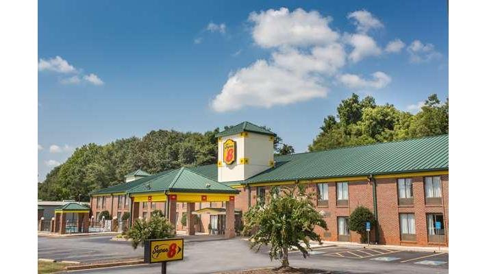 Super 8 by Wyndham Spartanburg/I-26 Exit 22 in Spartanburg, South Carolina, United States