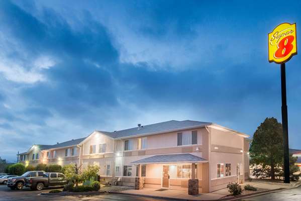 Super 8 by Wyndham Trinidad in Trinidad, Colorado, United States