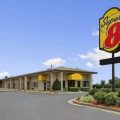 Super 8 by Wyndham Tupelo Airport