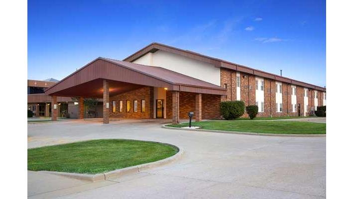 Super 8 by Wyndham Tuscola in Tuscola, Illinois, United States