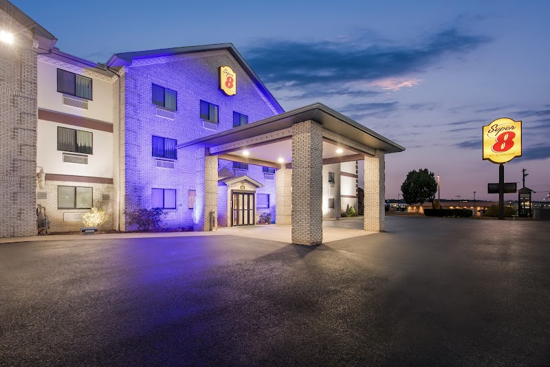 Super 8 by Wyndham Uniontown in Uniontown, Pennsylvania, United States