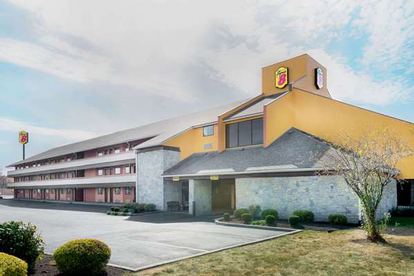 Super 8 by Wyndham Vandalia/Dayton International Airport in Vandalia, Ohio, United States