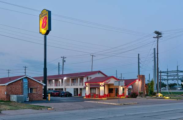Super 8 by Wyndham Vernon in Vernon, Texas, United States