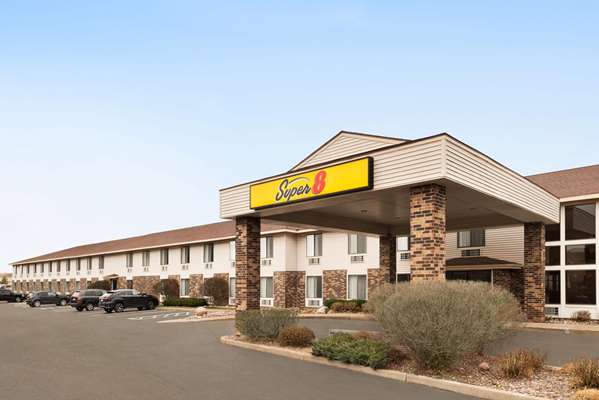Super 8 by Wyndham Wausau in Wausau, Wisconsin, United States
