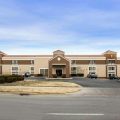 Super 8 by Wyndham Wichita East