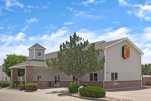 Super 8 by Wyndham Windsor in Windsor, Colorado, United States