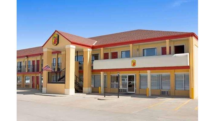Super 8 by Wyndham Woodward in Woodward, Oklahoma, United States