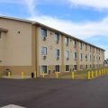 Super 8 by Wyndham Wyoming/Grand Rapids Area