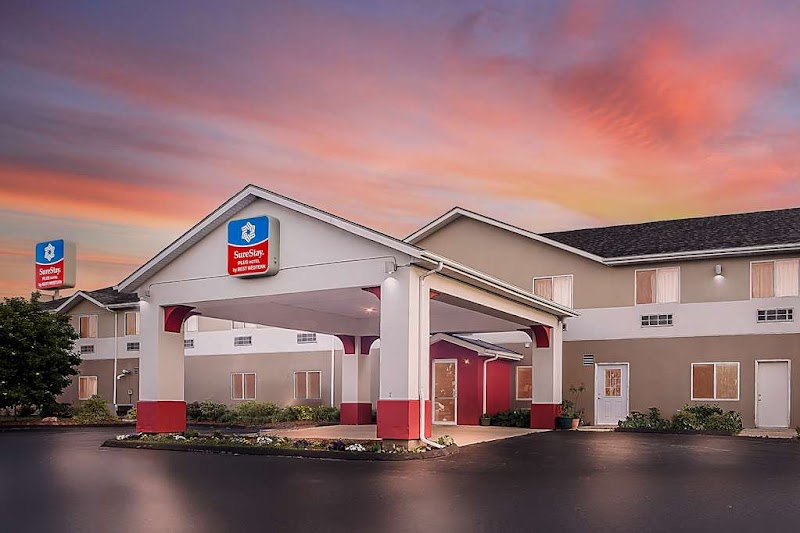 SureStay Plus Hotel by Best Western Silvis in Silvis, Illinois, United States