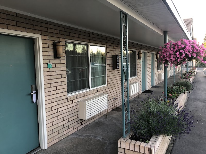 Sweet Home Inn in Sweet Home, Oregon, United States