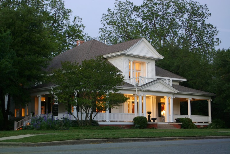 The Chaska House in Waxahachie, Texas, United States