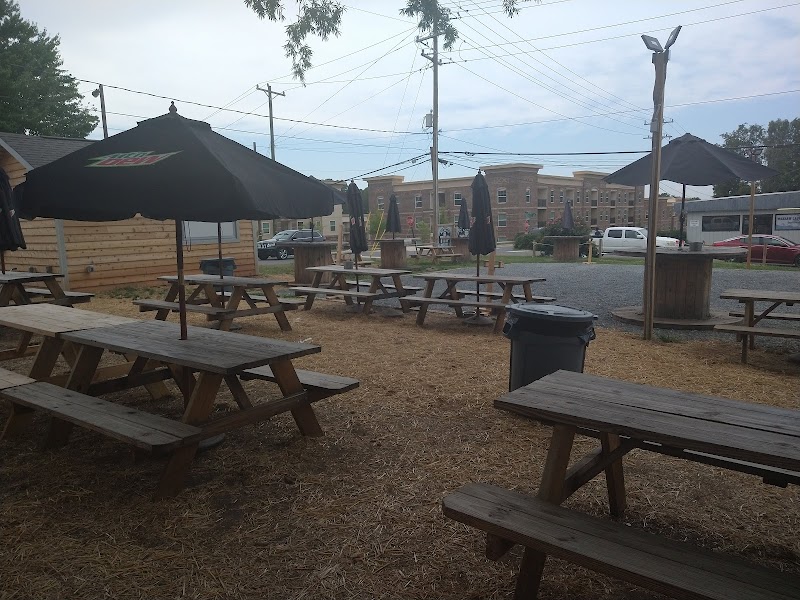 The DreamChaser's Brewery Bed and Breakfast in Waxhaw, North Carolina, United States