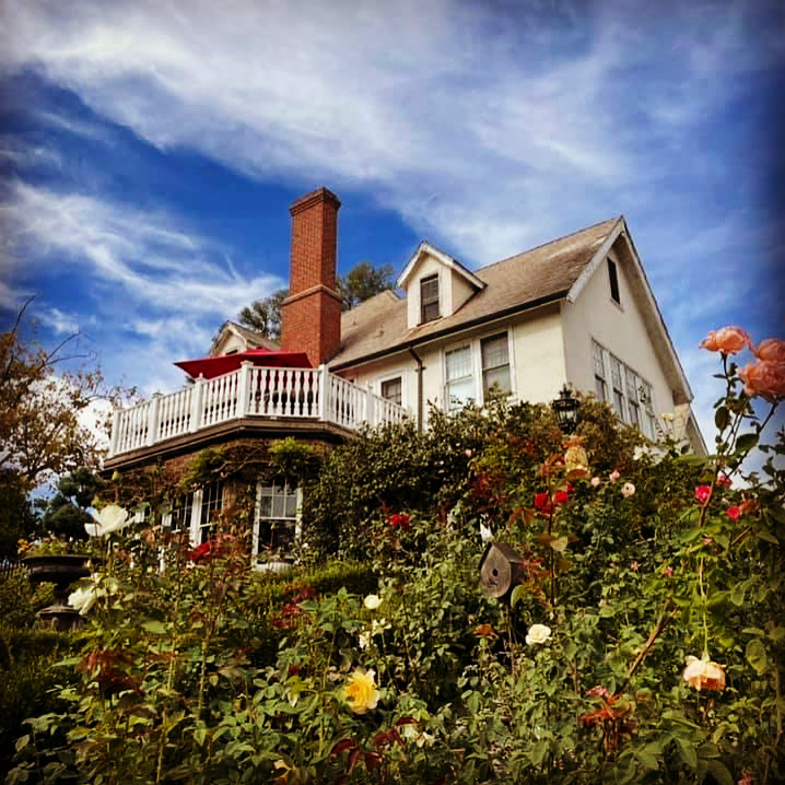 The Inn on Knowles Hill in Sonora, California, United States