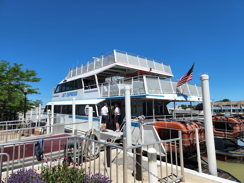 The Jet Express Inn in Port Clinton, Ohio, United States