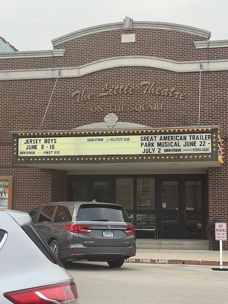 The Little Theatre Bed & Breakfast in Sullivan, Illinois, United States