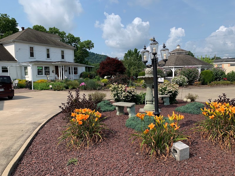 The Orchard Bed & Breakfast in New Martinsville, West Virginia, United States