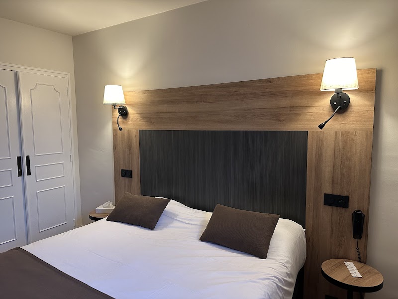 The Originals City, Hotel Napoléon, La Roche-sur-Yon in La Roche-sur-Yon, France