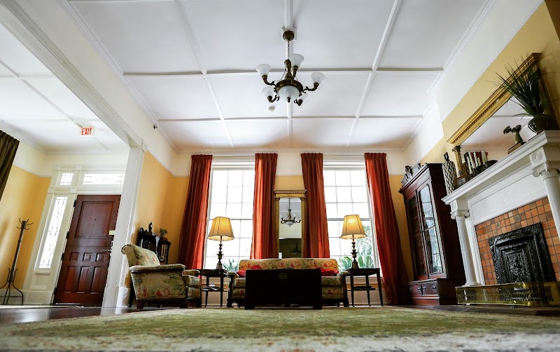 The Park Avenue Inn in Tallahassee, Florida, United States