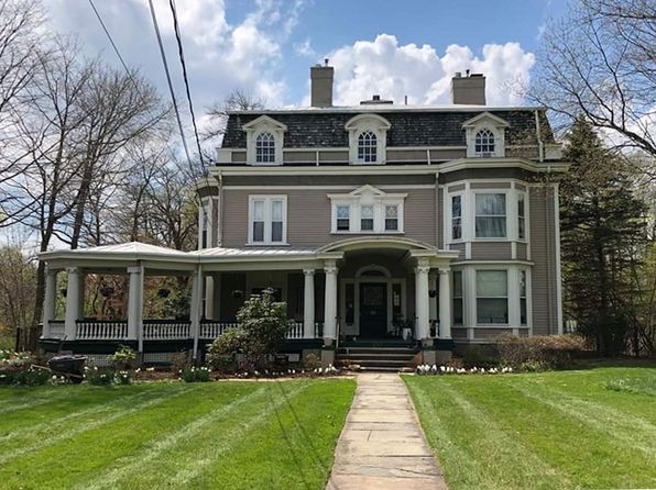 The Pillars of Plainfield in Plainfield, New Jersey, United States