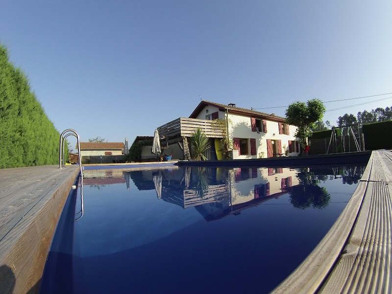 The Secret Spot Lodge in Tarnos, France