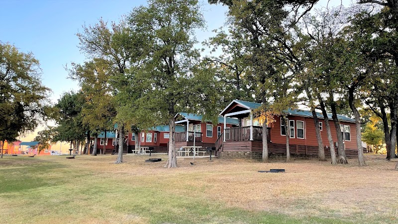 The Vineyards Campground & Cabins in Grapevine, Texas, United States