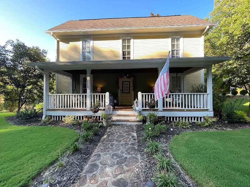 The Yellow Daisy Bed and Breakfast in Dahlonega, Georgia, United States