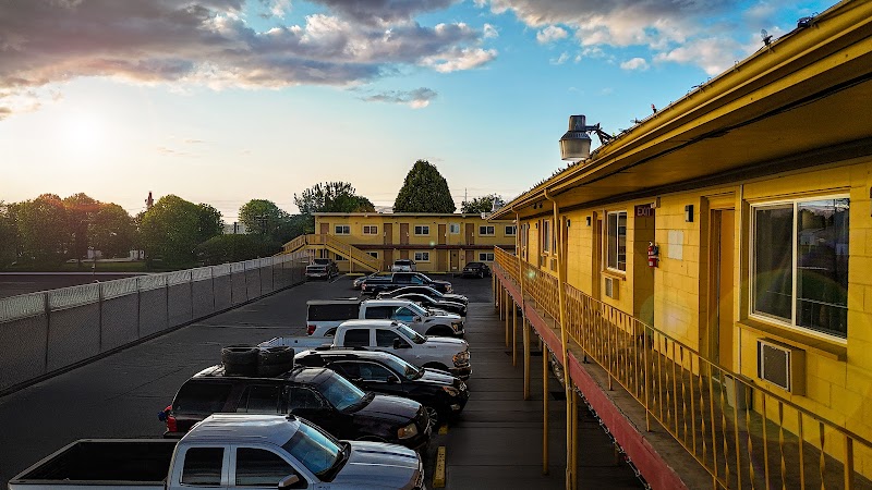 Travel Inn in Sunnyside, Washington, United States