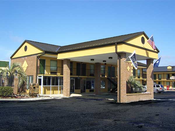 Travelers Inn & Suites in Sumter, South Carolina, United States