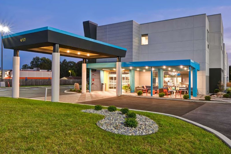 Tru by Hilton Syracuse North Airport Area in Syracuse, New York, United States