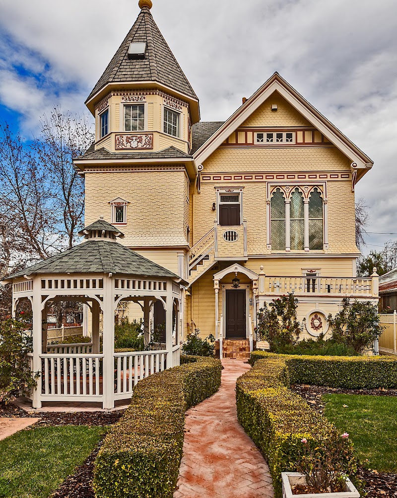 Victorian Mansion at Los Alamos in Orcutt, California, United States