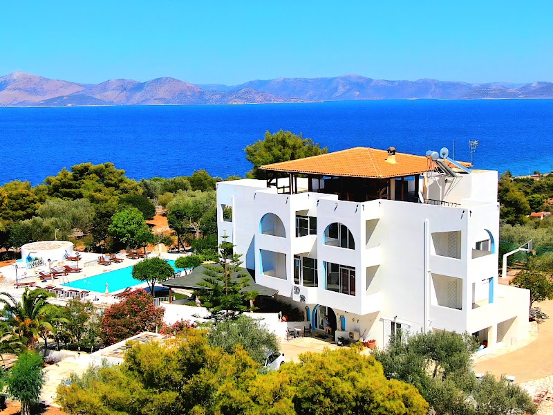 Villa Agnanti in Marathonas, Greece