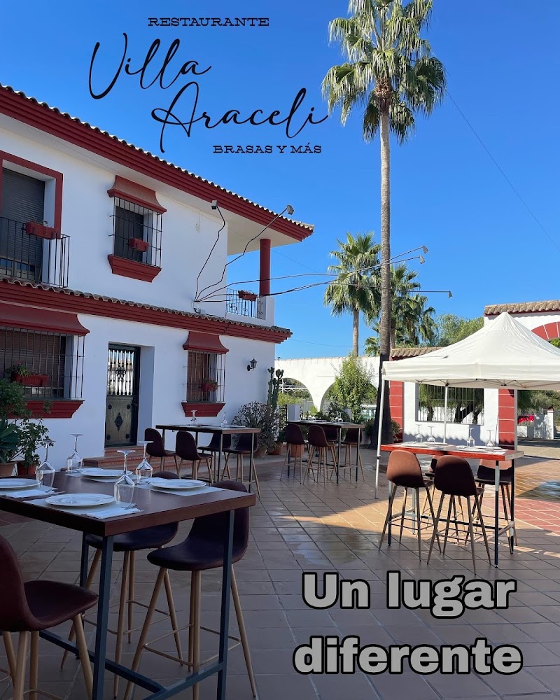 Villa Araceli in Tomares, Spain