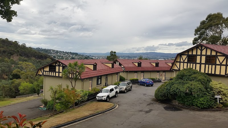 Village Family Motor Inn in Launceston, Australia
