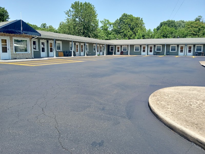 Warrick County Inn in Boonville, Indiana, United States