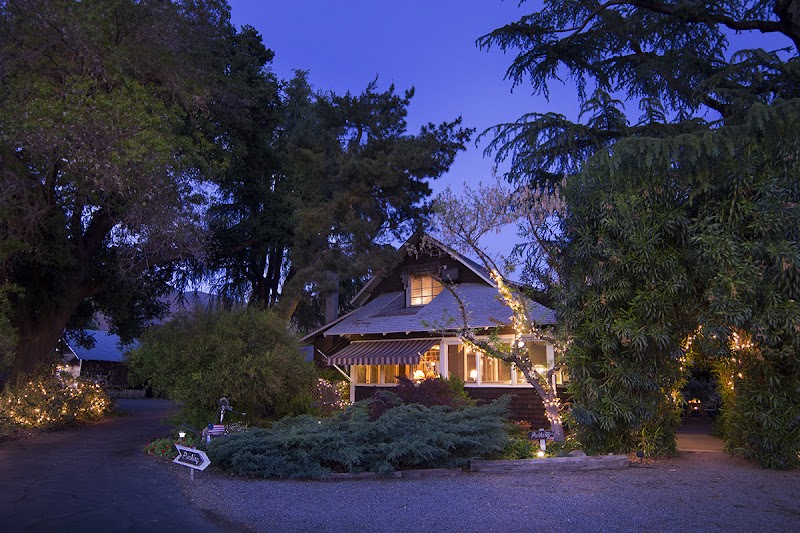Wicky-Up Ranch in Woodlake, California, United States