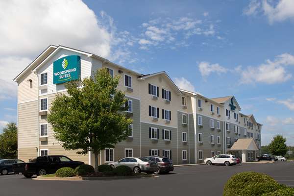 WoodSpring Suites Greenville Simpsonville in Simpsonville, South Carolina, United States
