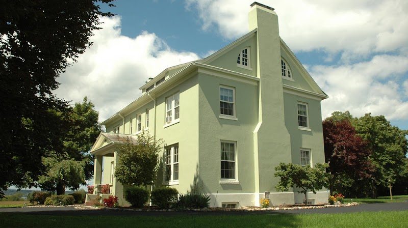 Yale Manor in Geneva, New York, United States