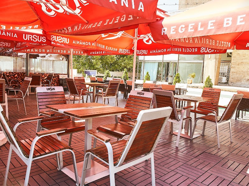 Continental Hotel in Drobeta-Turnu Severin, Romania