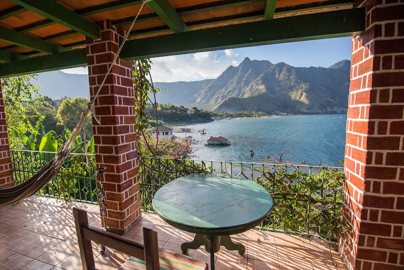 Eco Hotel Uxlabil Atitlán in San Juan La Laguna, Guatemala