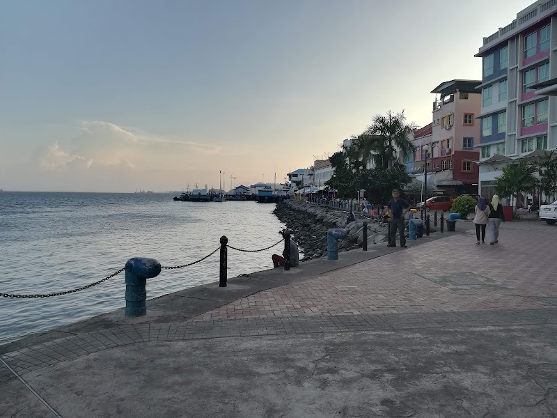 Harbourside Backpackers in Sandakan, Malaysia
