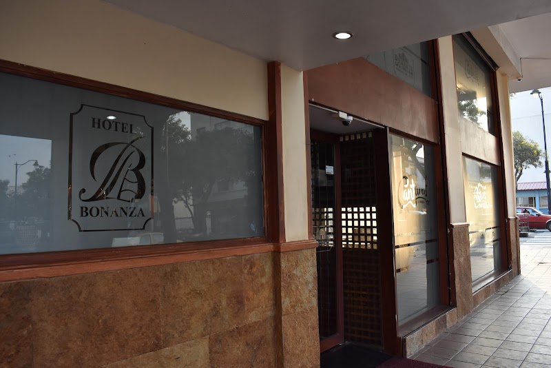 Hotel Bonanza in Santo Domingo de los Colorados, Ecuador