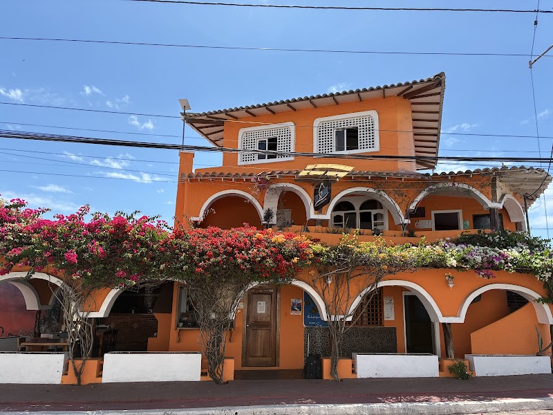 Hotel Crossman in Santa Cruz, Ecuador